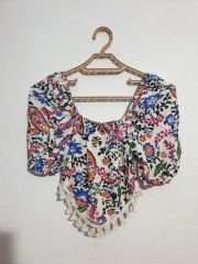 Madonna U Yaka Üçgen Püsküllü Çiçekli Crop Bluz Bej - XL