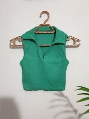 Gömlek V Yaka Sıfır Kol Triko Crop Bluz Siyah Yeşil - S-M