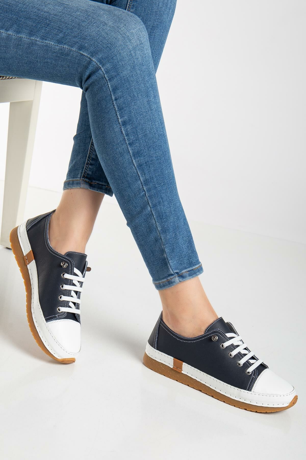 Suins Lorry Hakiki Deri Yumuşak Kadın Günlük Spor Ayakkabı Sneaker 40 - Lacivert