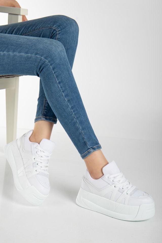 Suins Higher Model Kadın Yüksek Taban Spor Ayakkabı Sneaker 6 cm 40 - Beyaz