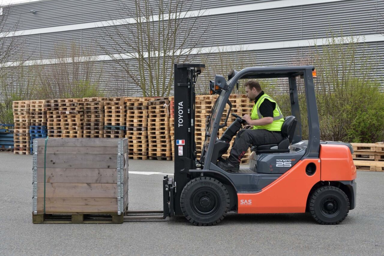 Forklift Operatörü: Depolama ve Lojistik Sektöründe Kritik Bir Rol