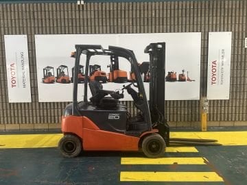 Toyota Traigo 48V 8BM20T Elektrikli Forklift