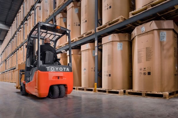 Toyota Forklift Traigo 48 Operatör – Makine Kullanım Eğitimi