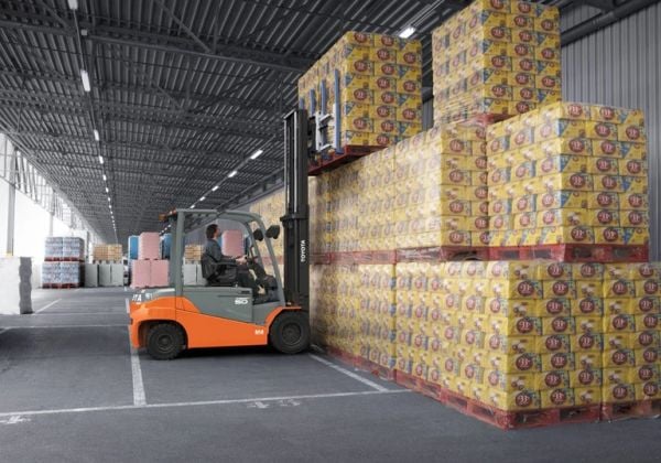 Toyota Traigo80 5t 4 Tekerlekli Elektrikli Forklift