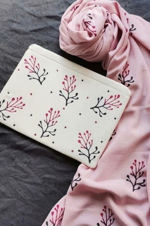 Pembe Mercanlar Desenli Portföy & Laptop Çanta