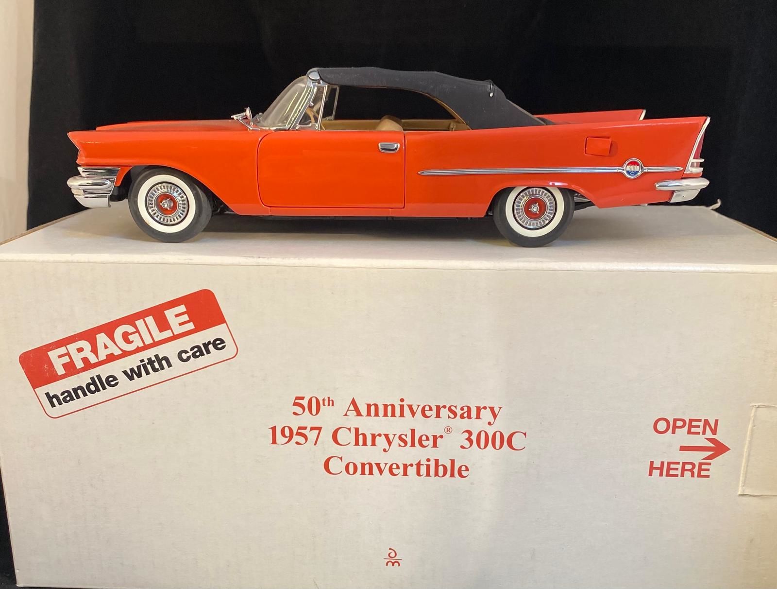 DANBURY MINT 1957 CHRYSLER 300C CONVERTIBLE MODEL
