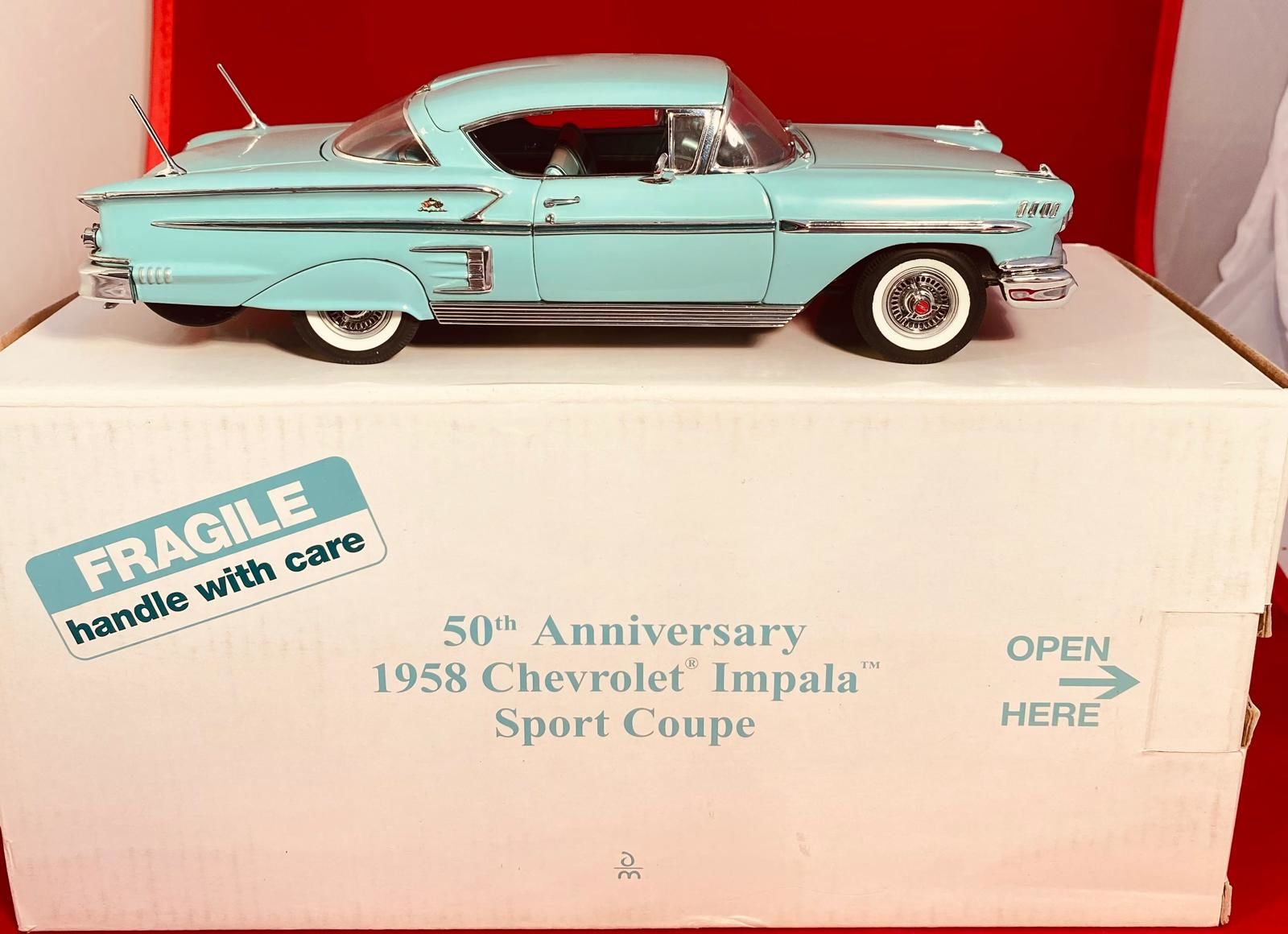 Danbury Mint 1/24 Scale 1956 Desoto Adventurer-precision Diecast Model Replica-not a Toyonly