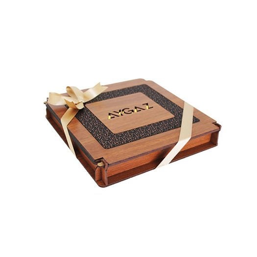 PLAKETLİ AHŞAP KUTU