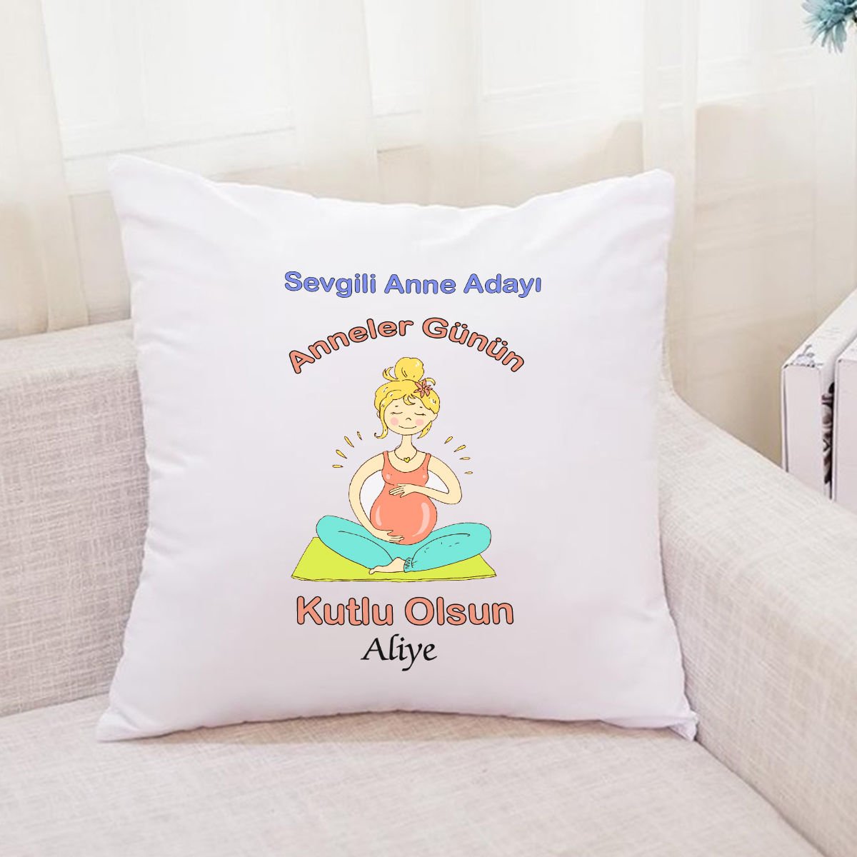 Anneler Günün Kutlu Olsun İsime Özel Yastık