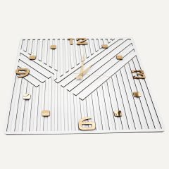 Kare Görünümlü Dekoratif Ahşap Duvar Saati