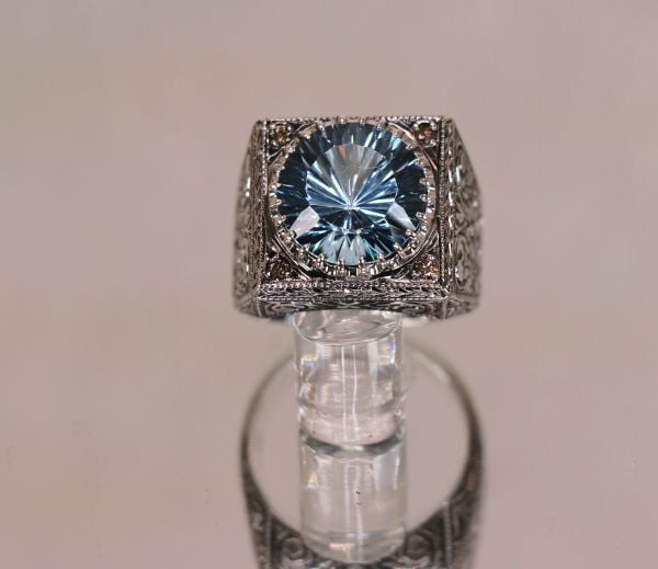 Topaz taşlı Erkek yüzük