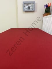 Zeren Home Sıvı Geçirmez Dertsiz Masa Örtüsü Kırmızı