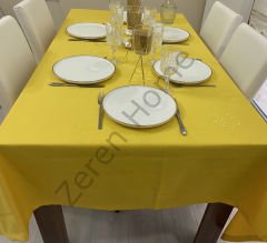 Zeren Home Sıvı Geçirmez Dertsiz Masa Örtüsü Sarı