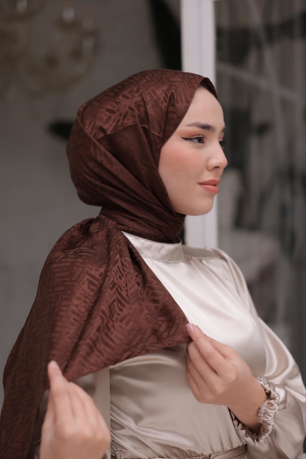 Andora İpeksi Jakar Şal ( Acı Kahve ) RTS-1024-4