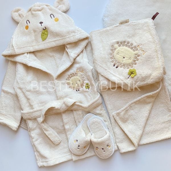 LÜKS BAMBU KUMAŞ KOALA DETAYLI UNISEX 3 PARÇA BORNOZ SETİ (0-3 YAŞ)