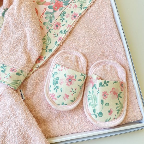 FLOWERS ÇİÇEKLİ VE KUŞ DETAYLI 4 PARÇA BORNOZ SETİ