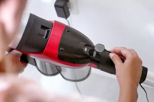 Philips XC7043/01 SpeedProMax Şarjlı Dikey Süpürge