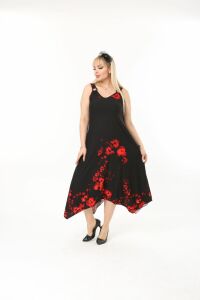 Siyah Kırmızı Çiçek Desenli Tokalı Elbise