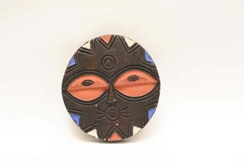 Yuvarlak Ahşap Mask