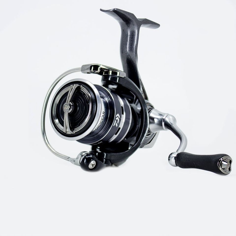 Daiwa Exceler 20 LT 3000C Olta Makinesi Abs
