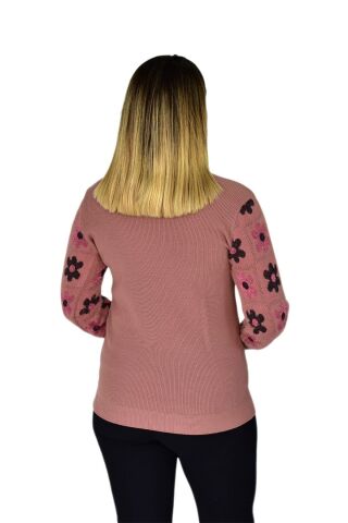 Kadın Triko Papatyalı Kazak BGL-ST03357