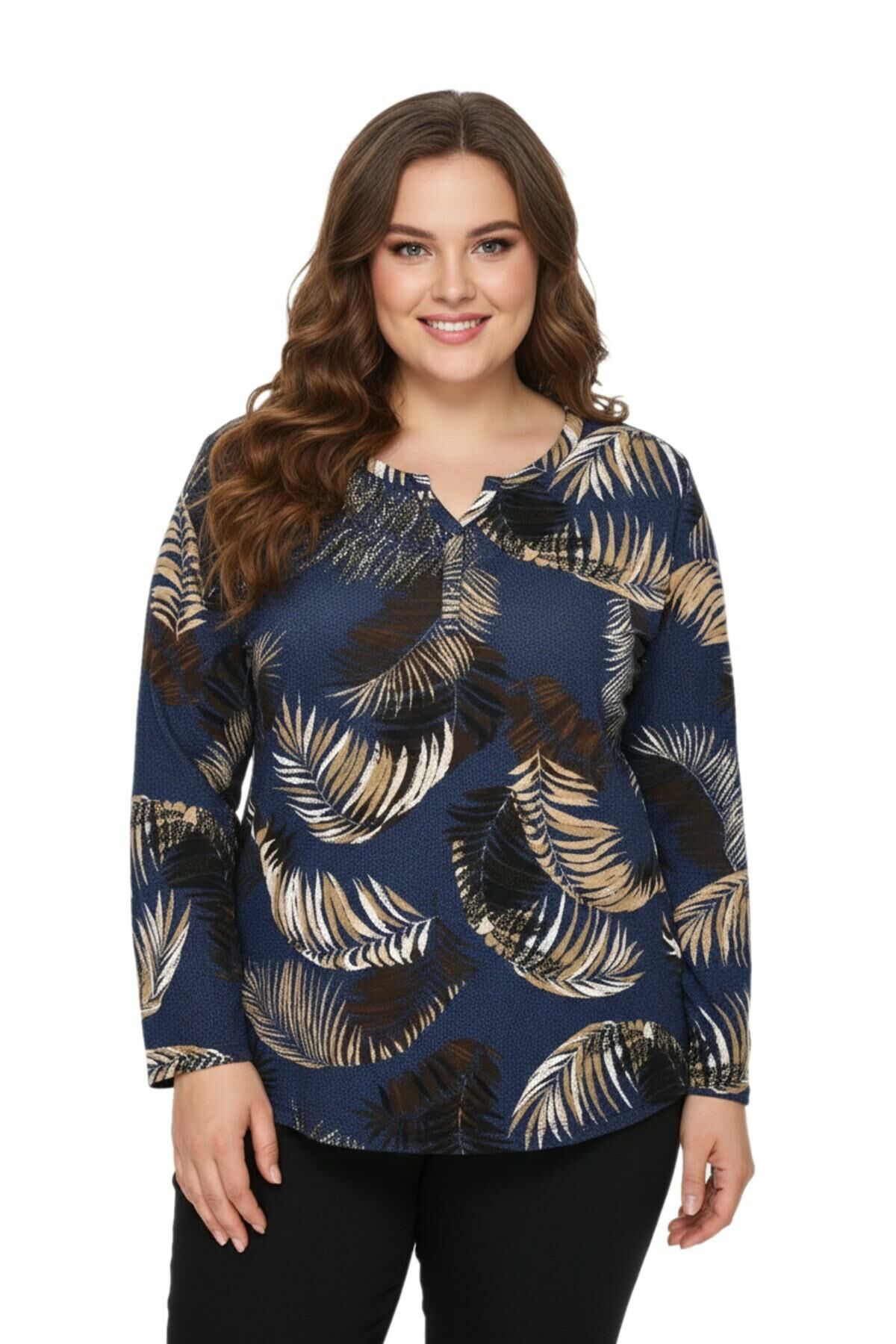 Kadın V Yaka Baskılı 2 Düğmeli Bluz BGL-ST05097