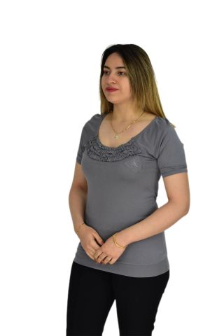 Kadın Kelebek Nakışlı Tişört BRG32895