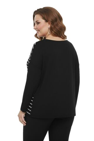 Kadın Siyah Sıfır Yaka Taşlı Bluz BGL-ST05157