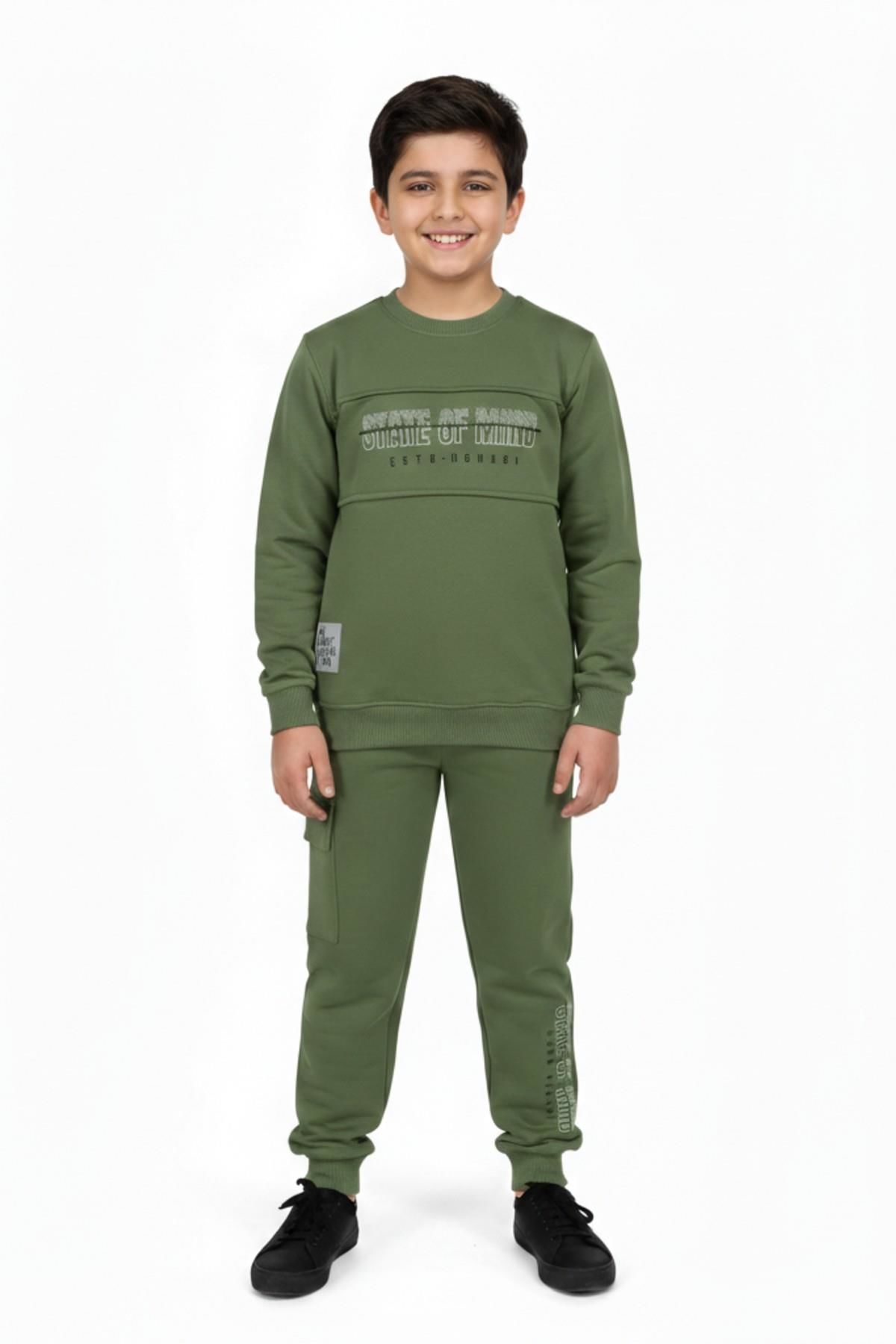 Erkek Çocuk Önü Baskılı Sweatshirt Ve Eşofman Alt Takım BGL-ST05248