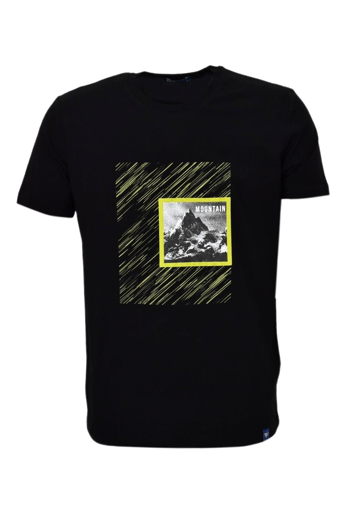 Erkek Sıfır Yaka Pano Baskılı Tişört BGL-ST03832