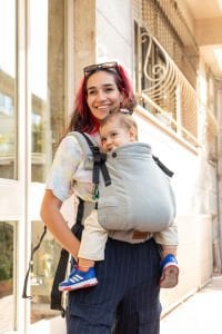 Huggy Plus Toddler Size Carrier - Silver