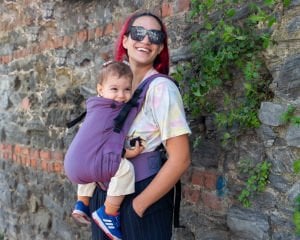 Huggy Plus Toddler Size Carrier - Berry