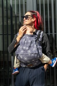 Huggy Plus Toddler Size Carrier - Dandelion Mist