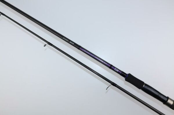 Daiwa Crosscast 274 cm 14-42 gr 2 Parça Spin Olta Kamışı