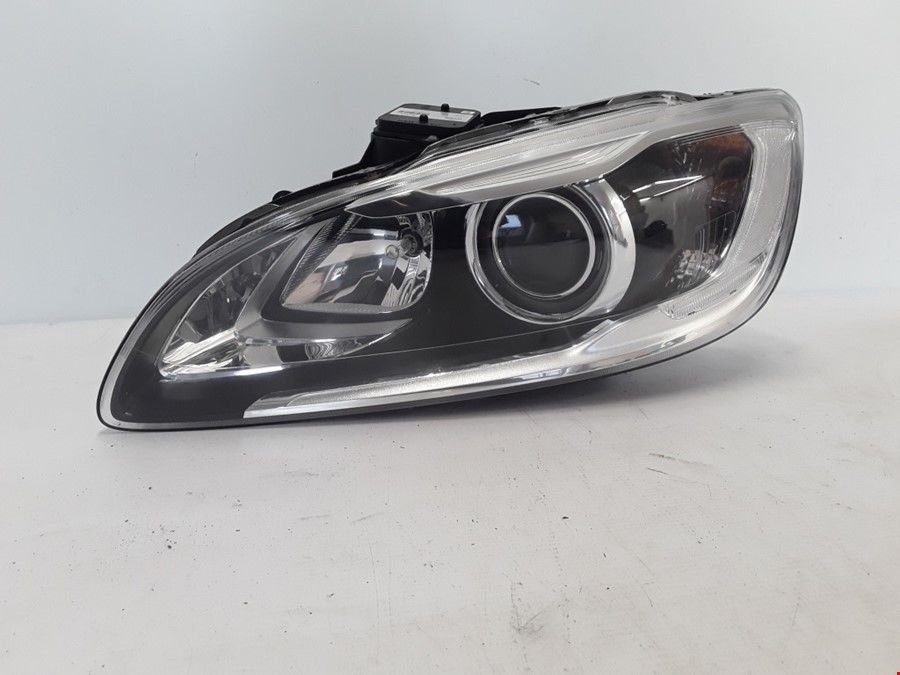 ÖN FAR SOL (7 PİN MERCEKLİ ) S60 2014-