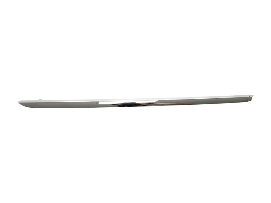 Marşpiye Çitası W205 Arka Sağ; Krom -Avg Long-