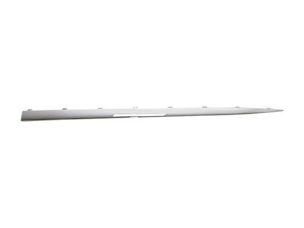 Marşpiye Çitası W206 Ön Sağ; Krom -AMG- 2021-