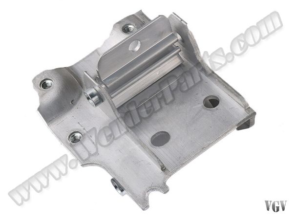 Tampon Demir Braketi F10+LCI F07+LCI F01+LCI Ön Sağ İç 2010-16