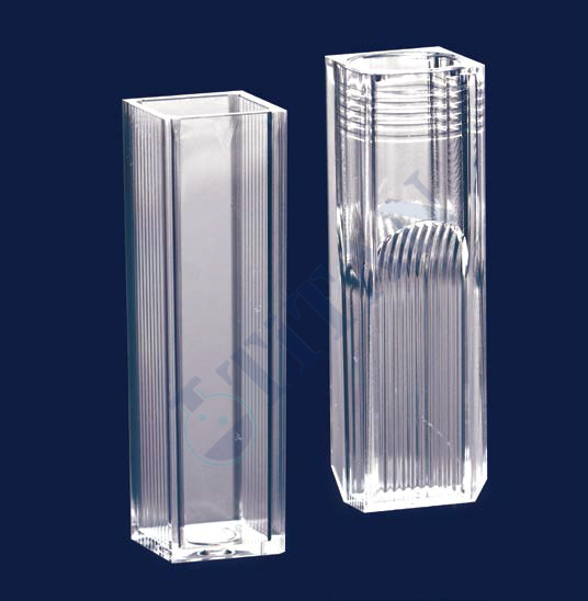 ISOLAB - 098.02.001 spektrofotometre küveti - P.S - yarı mikro - 12,5x12,5x45 mm (100 adet / paket)