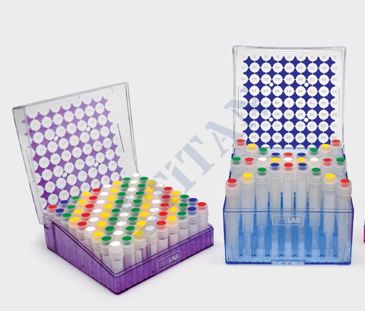 ISOLAB - 093.01.001R cryo tüp kutusu - polikarbonat - 2 ml tüpler için - menteşeli kapaklı - rubi (1 adet / paket)