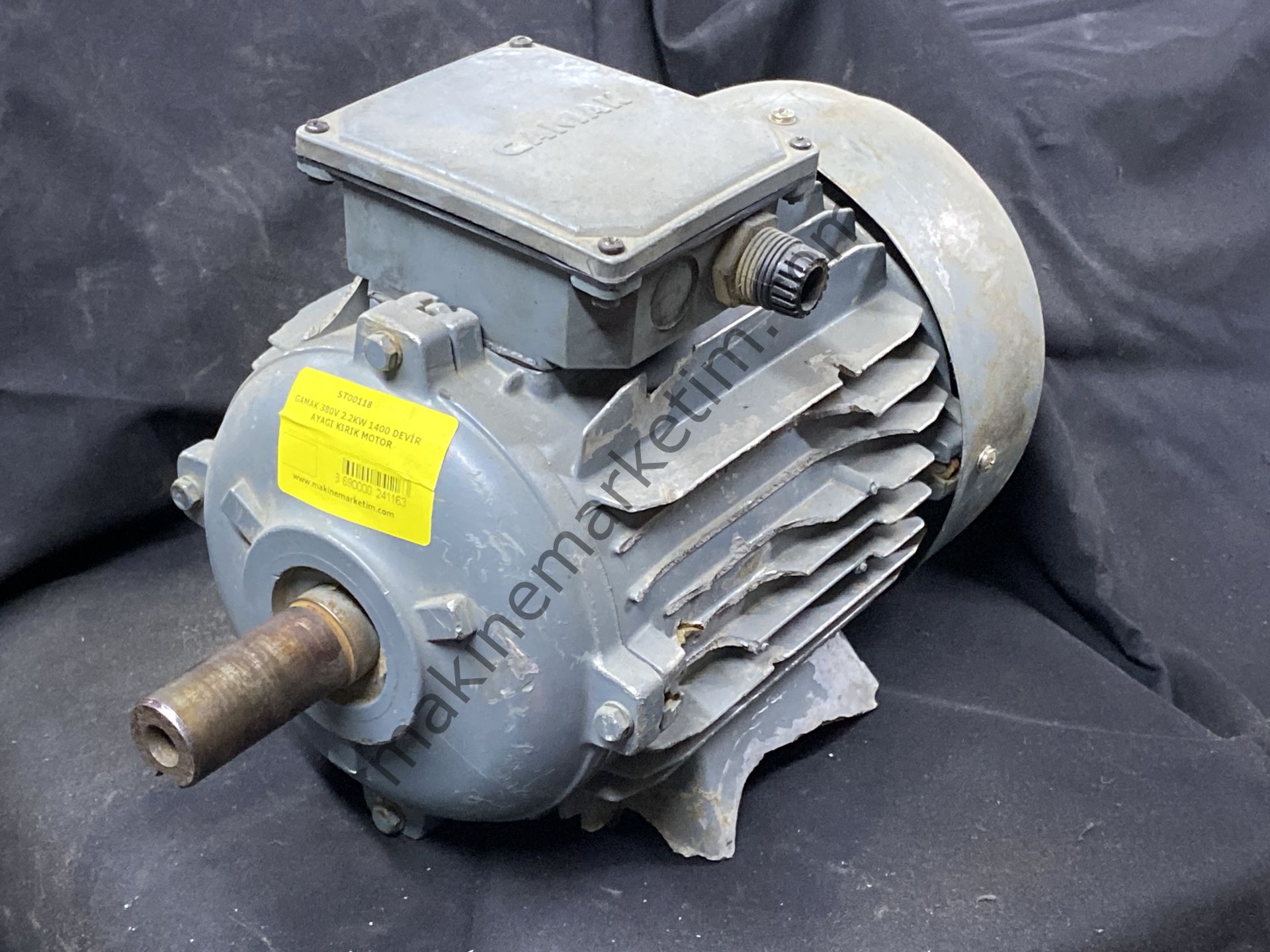 GAMAK 380V 2.2KW 1400 DEVİR  MOTOR AYAĞI YOK