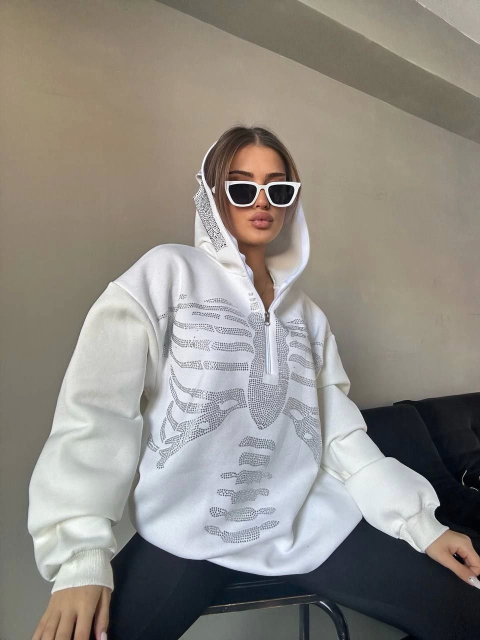 Kad n Ta l Zip Kapu onlu Sweatshirt Beyaz