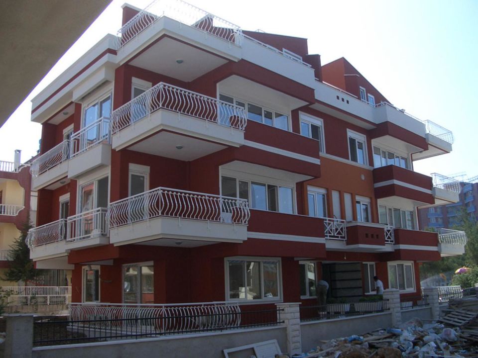 Sumru Şahin Apartmanı