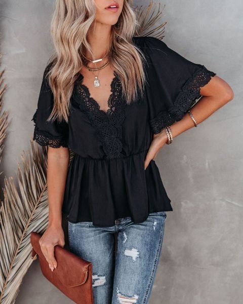 BLACK  BLOUSE