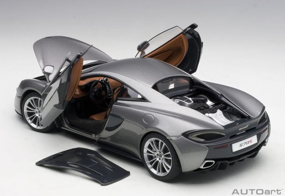 AUTOART MCLAREN 570S 1:18 (76043)