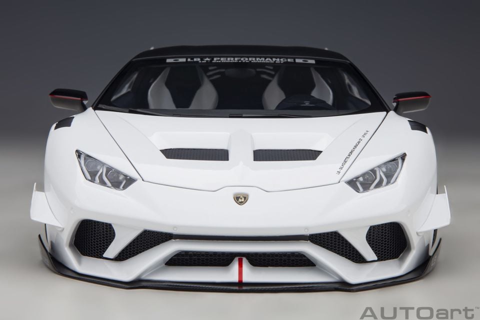 AUTOART  LAMBORGHINI LIBERTY WALK HURACAN GT 1:18 (79125)