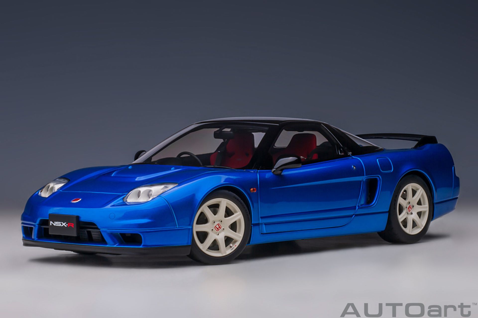 AUTOART HONDA NSX-R (NA2) 1:18 (73218)