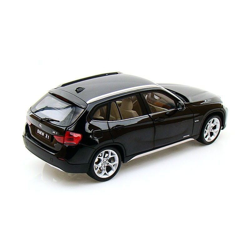 KYOSHO BMW X1 (08791BK) 1:18