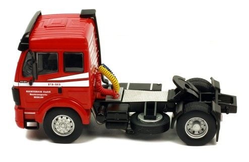 IXO MERCEDES BENZ SK II (MCG18137) 1:18