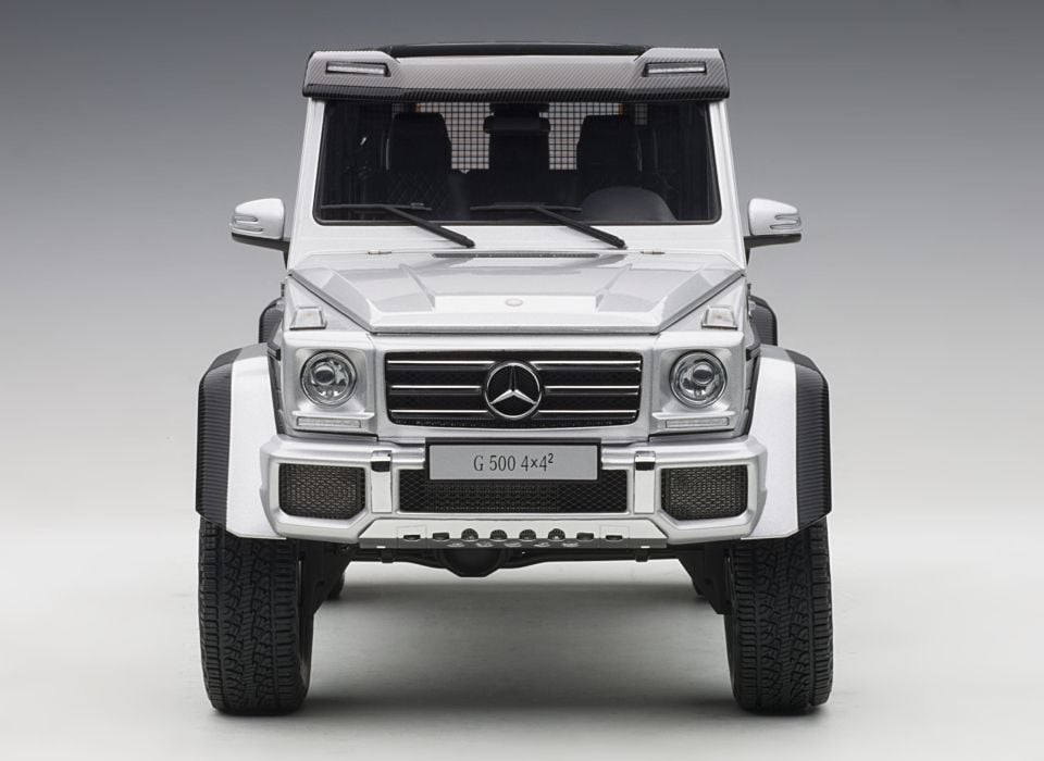 AUTOART MERCEDES BENZ G500 4X4 1:18 (76318)